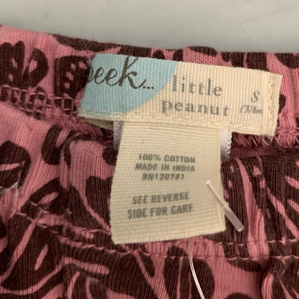 Peek Girls Pink and Brown Damask Bundle, Size 3-6 months Dress, 2 Pants & Hat - Picture 9 of 11